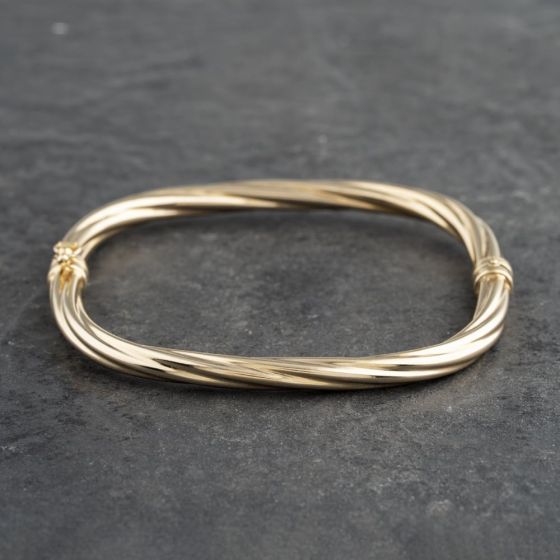 Second Hand 9ct Yellow Gold Twisted Standard Hinged Bangle 41211304