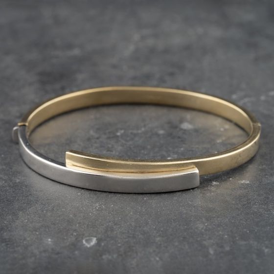 Second Hand 9ct Two Colour Gold Crossover Standard Hinged Bangle 41211319
