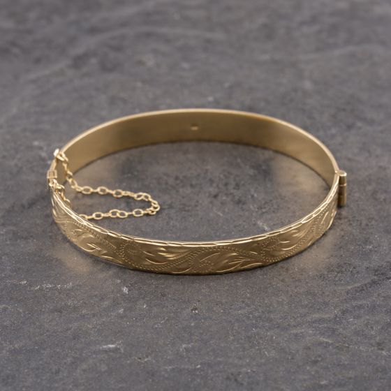 Second Hand 9ct Yellow Gold Hand Engraved Hinged Bangle 41211368