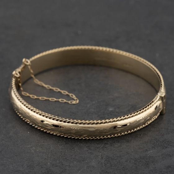 Second Hand Vintage 9ct Yellow Gold Hand Engraved Beaded Edge Small Hinged Bangle 41211429