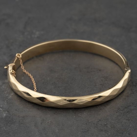 Second Hand 9ct Yellow Gold Facetted Hinged Bangle 41211461