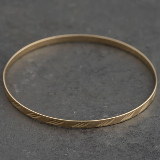 Second Hand 9ct Yellow Gold Engraved Simple Bangle 41211482