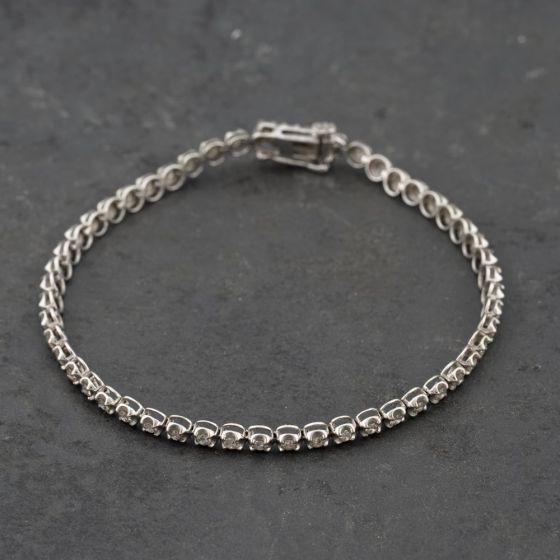 Second Hand 18ct White Gold 1.50ct Diamond 7 Inch Tennis Bracelet 41281616