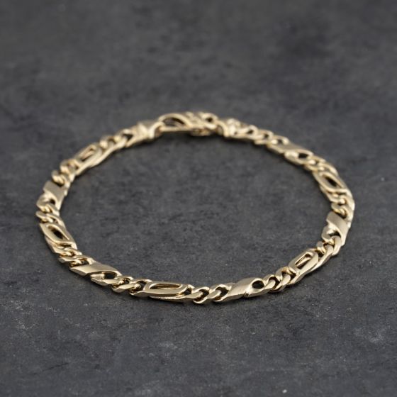 Second Hand 9ct Yellow Gold Infinity Link Fancy 7.5 Inch Figaro Chain Bracelet 41281881
