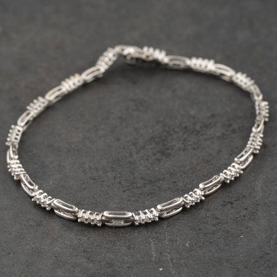 Second Hand 9ct White Gold Cubic Zirconia Barlink 7.25 Inch Bracelet 41281984
