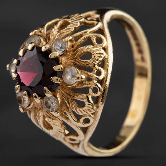 Second Hand 9ct Yellow Gold Garnet & Cubic Zirconia Dress Ring 4129563