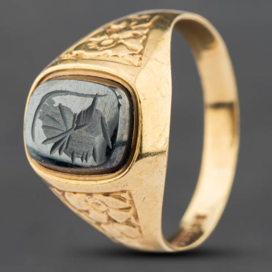 Second Hand 9ct Yellow Gold Hematite Oblong Roman Centurian Signet Ring 41341105
