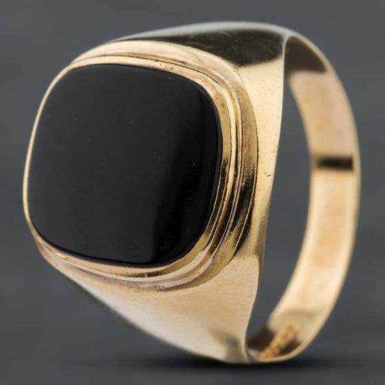 Second Hand 9ct Yellow Gold Onyx Oval Signet Ring 41341235