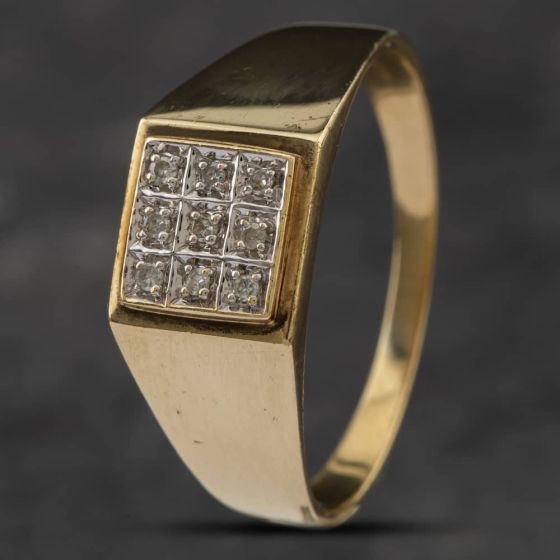 Second Hand 9ct Yellow Gold Single Cut Diamond Square Half Engraved Signet Ring 41341408