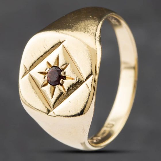 Second Hand Vintage 9ct Yellow Gold Garnet Oblong Signet Ring 41341453