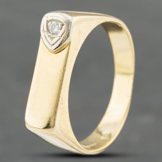 Second Hand 9ct Yellow Gold Brilliant Cut Diamond Set Oblong Signet Ring 41341528