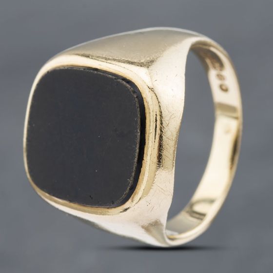 Second Hand Vintage 9ct Yellow Gold Onyx Large Cushion Signet Ring 41341698
