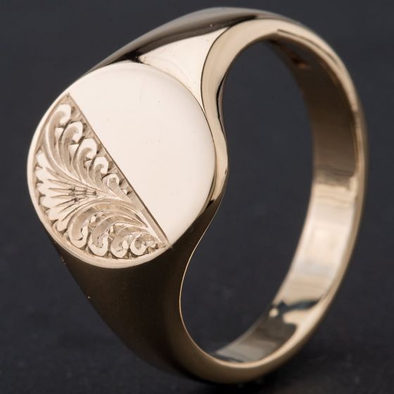 Second Hand 9ct Yellow Gold Oval Half Engraved Signet Ring 4134174