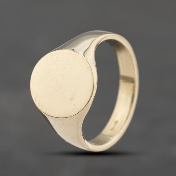 Second Hand 9ct Yellow Gold Oval Signet Ring 41341837