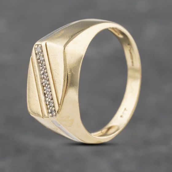 Second Hand 9ct Yellow Gold Diamond Oblong Signet Ring 41341955