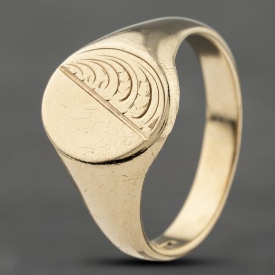 Second Hand 9ct Yellow Gold Oval Half Engraved Signet Ring 41342000