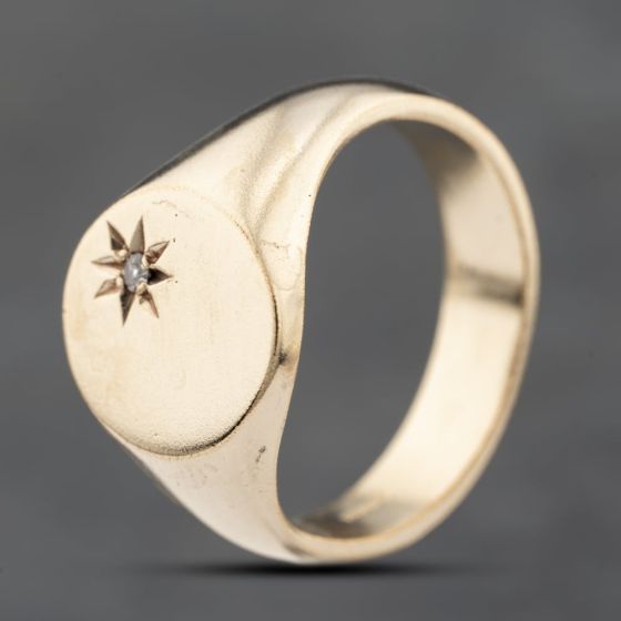 Second Hand 9ct Yellow Gold Diamond Set Oval Signet Ring 41342143