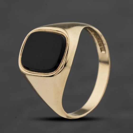 Second Hand 9ct Yellow Gold Onyx Cushion Shaped Signet Ring 41342316