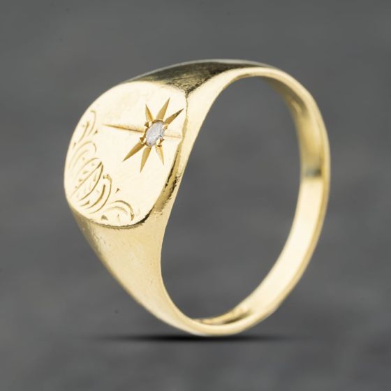 Second Hand 18ct Yellow Gold 0.04ct Diamond Part Engraved Cushion Signet Ring 41342376