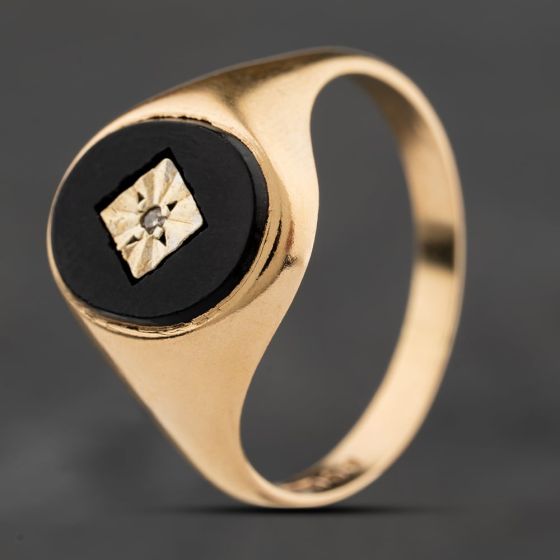 Second Hand 9ct Yellow Gold Onyx & Diamond Signet Ring 41342418