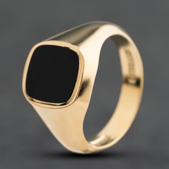 Second Hand 9ct Yellow Gold Onyx Cushion Signet Ring 41342619