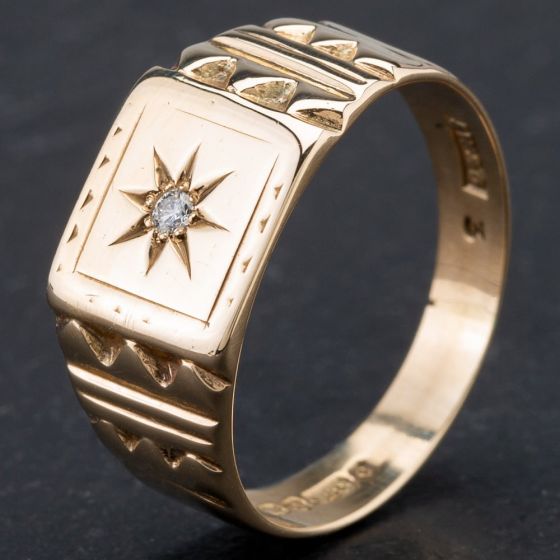 Second Hand 9ct Yellow Gold Vintage Square Shape Brilliant Cut Diamond Set Signet Ring 4134275