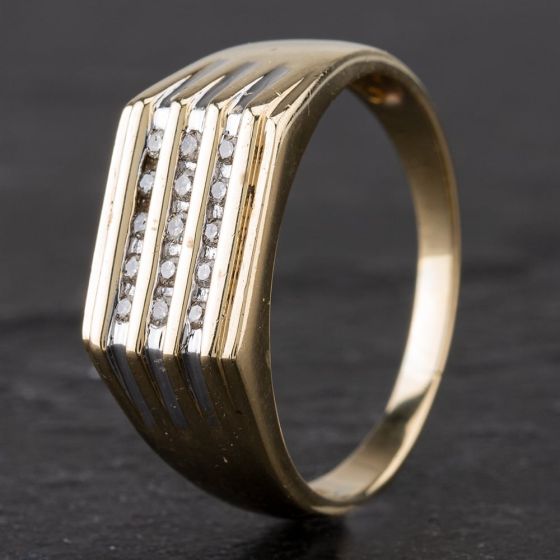 Second Hand 9ct Yellow Gold 0.25ct Diamond Oblong Signet Ring 4134553