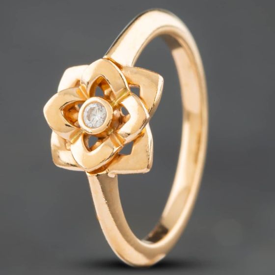 Second Hand 18ct Rose Gold Brilliant Cut Diamond Flower Dress Ring 41381067