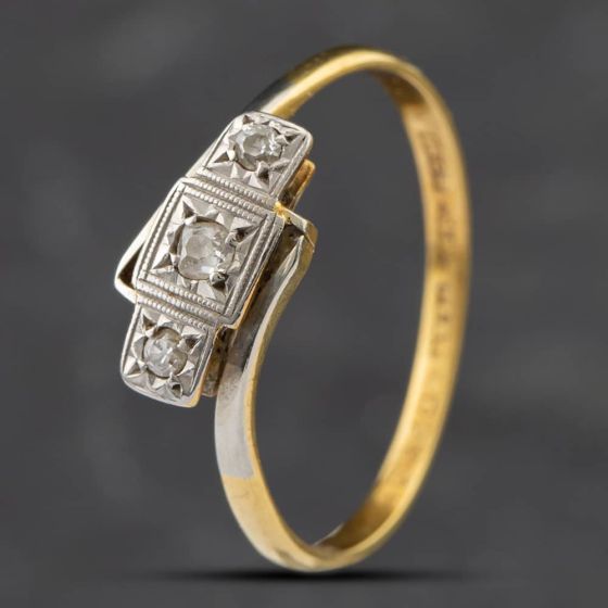 Second Hand Vintage Yellow Gold Diamond Cross Over Three Stone Ring 41381955