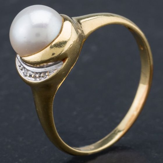 Second Hand 14ct Yellow Gold Diamond and Cultured Pearl Dress Ring 4138203