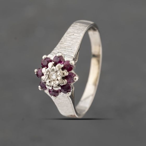 Second Hand Vintage White Gold Ruby & Diamond Cluster Ring 41382210