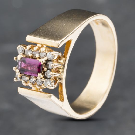 Second Hand Vintage 14ct Yellow Gold Ruby & Diamond Plain Shoulders Cluster Ring 41382596