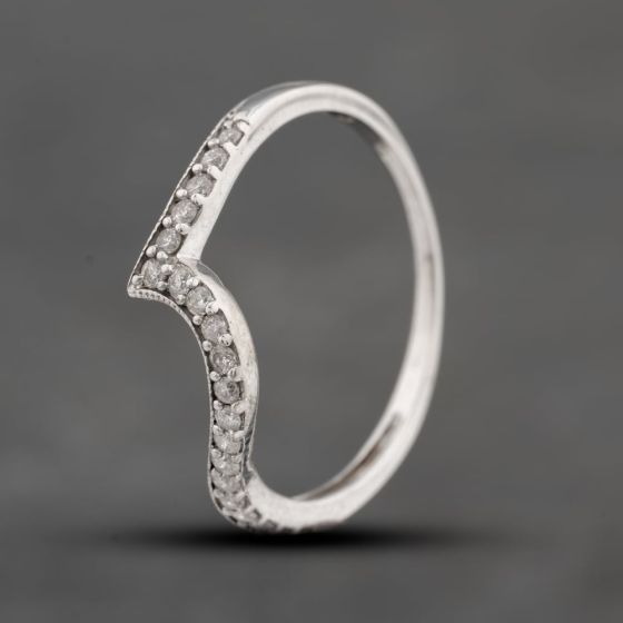 Second Hand 9ct White Gold Brilliant Cut Diamond 2mm Shaped Wedding Ring 41382658