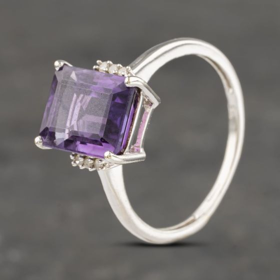 Second Hand 9ct White Gold Amethyst & 0.03ct Diamond Dress Ring 41382968