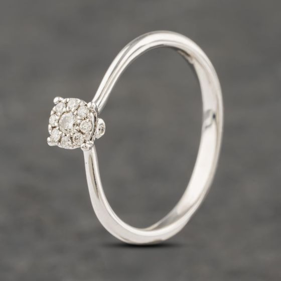Second Hand 18ct White Gold 0.20ct Brilliant Cut Diamond Round Cluster Ring 41383060