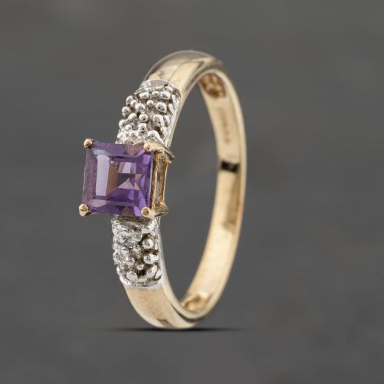 Second Hand 9ct Yellow Gold Amethyst & Diamond Dress Ring 41383403
