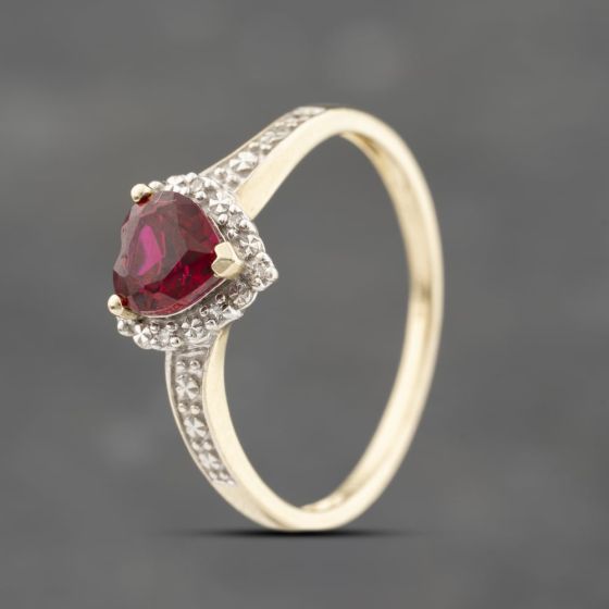 Second Hand 9ct Yellow Gold Diamond & 0.03ct Brilliant Cut Synthetic Heart Shape Ruby Cluster Ring 41383669
