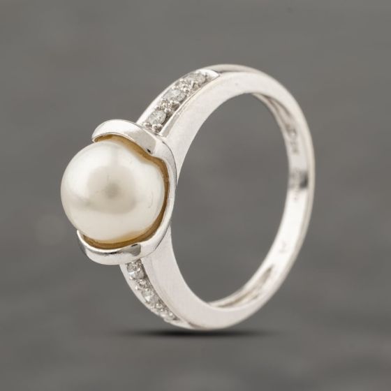 Second Hand 9ct White Gold Cultured Pearl & Diamond Dress Ring 41383906