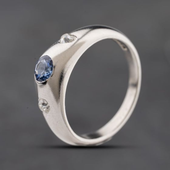 Second Hand 9ct White Gold Topaz & Diamond Rubover Set Three Stone Ring 41384264