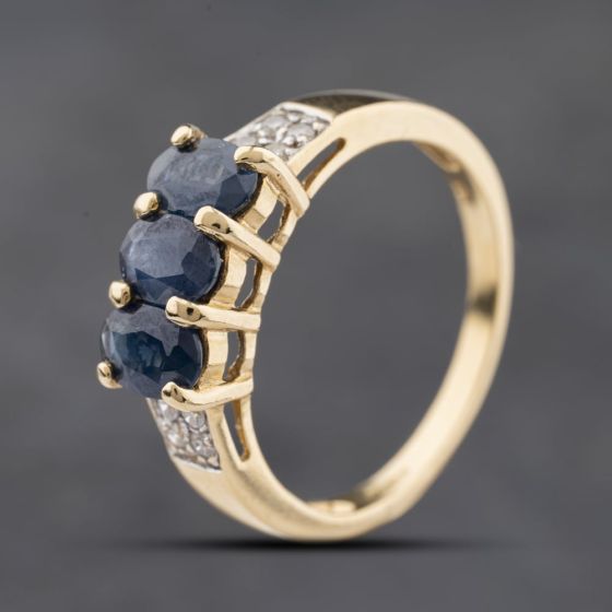 Second Hand 9ct Yellow Gold Sapphire & Diamond Oval Three Stone Ring 41384278