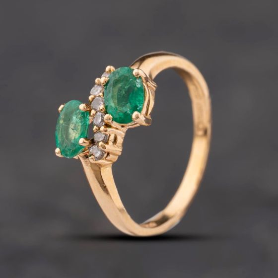 Second Hand 14ct Yellow Gold Emerald & 0.11ct Diamond Dress Ring 41384335