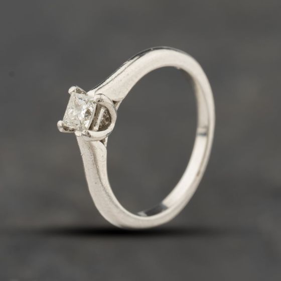 Second Hand Platinum 0.26ct Princess Cut Diamond Solitaire Ring 41384366