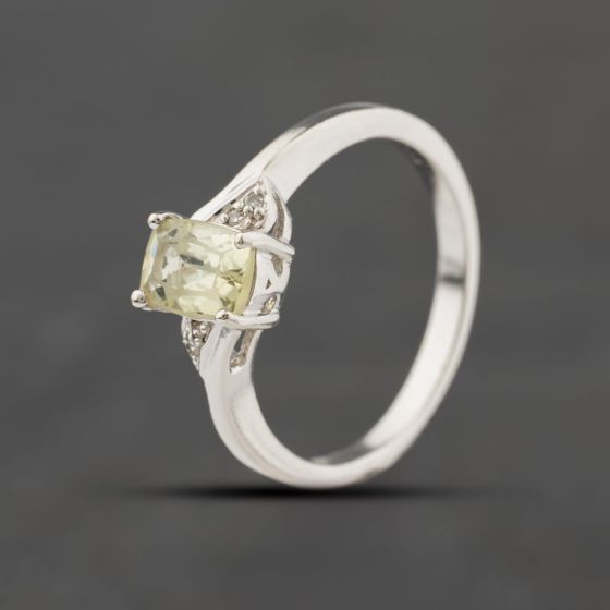 Second Hand 9ct White Gold Pale Green Tourmaline & Diamond Oval Dress Ring 41384442