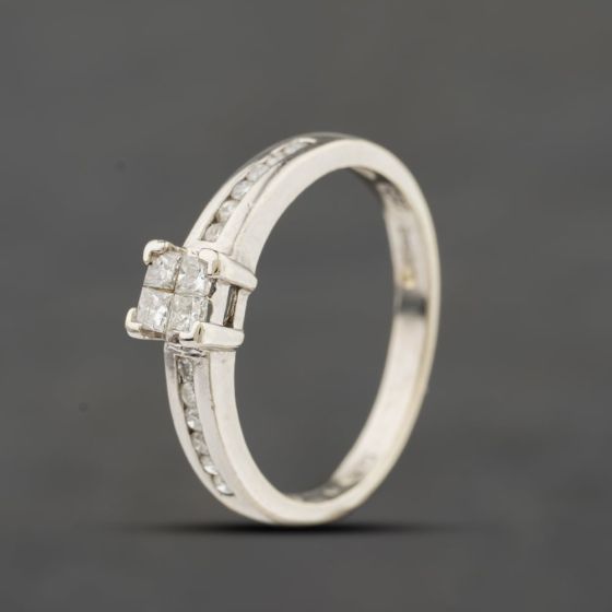 Second Hand 9ct White Gold 0.33ct Diamond Cluster Ring 41384466
