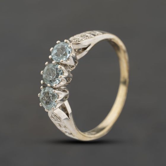 Second Hand 9ct White Gold Blue Topaz & 0.03ct Diamond Three Stone Ring 41384516