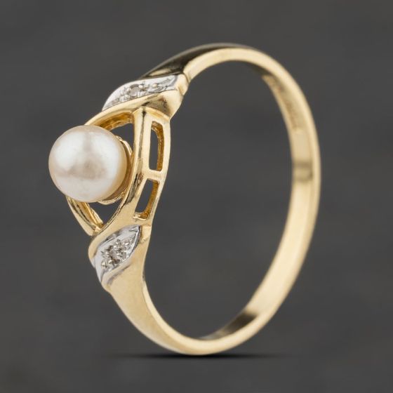Second Hand 9ct Yellow Gold Pearl & 0.01ct Diamond Dress Ring 41384673