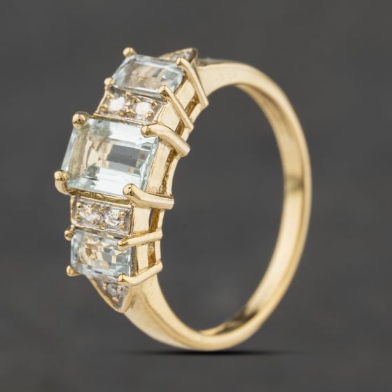Second Hand 9ct Yellow Gold Aquamarine & 0.01ct Diamond Dress Ring 41384683