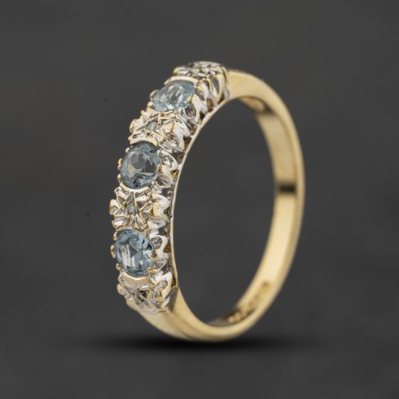 Second Hand 9ct Yellow Gold Aquamarine & Diamond Dress Ring 41384767