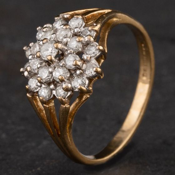 Second Hand 9ct Yellow Gold Diamond Cluster Ring 4138695