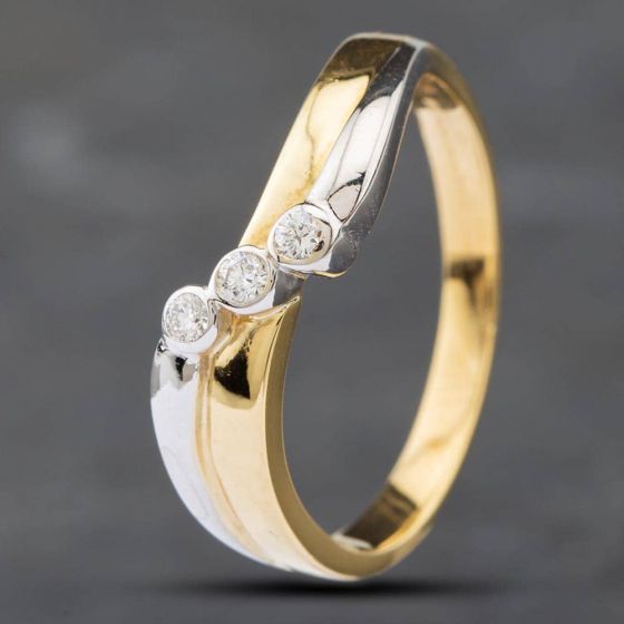 Second Hand 18ct Two Colour Gold Brilliant Cut Diamond Three Stone Crossover Ring 41481316
